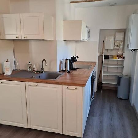 Joli Appartement Tout Confort ชาลง-ซูร์-ซอน ภายนอก รูปภาพ